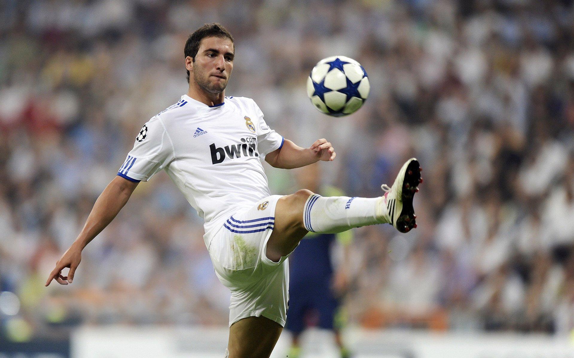 英媒:加克波进球后展示“我属于耶稣”的背心,可能被英足总处罚